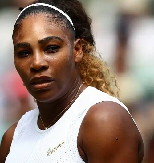 Serena Williams raggiunge Simona Halep