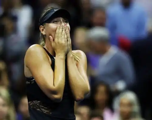 Maria Sharapova vince e scoppia a piangere