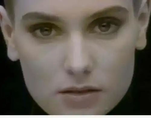 Sinead O’Connor annuncia il suicidio