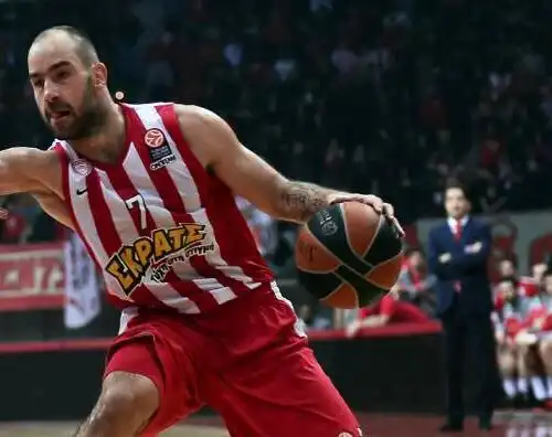 Spanoulis e Olympiacos trattengono il fiato