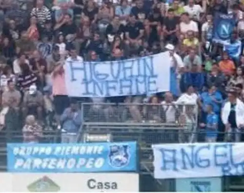 Poker Napoli: Gabbia show, insulti a Higuain