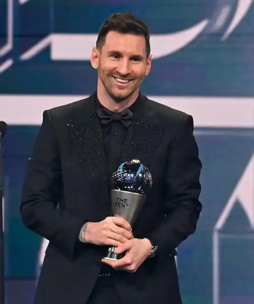 Un altro trofeo per Lionel Messi: le foto