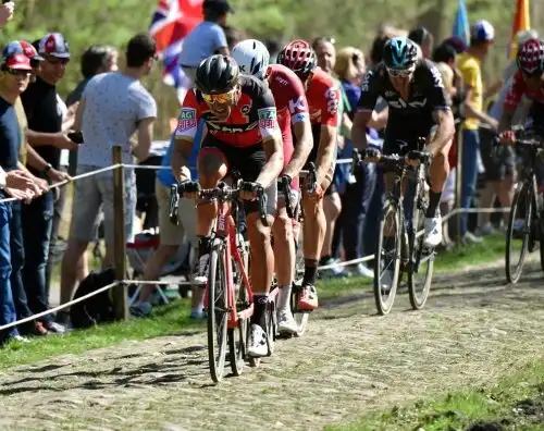 Parigi-Roubaix, trionfa Van Avermaet