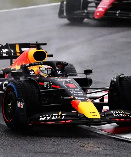 F1 Giappone: Charles Leclerc penalizzato, Max Verstappen campione del mondo