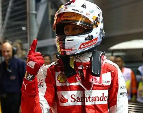 Vettel, un lampo a Singapore
