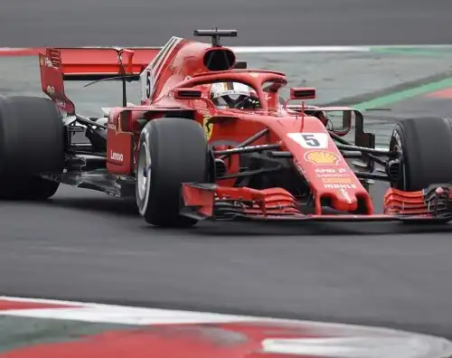 Vettel dietro Bottas, ma la Ferrari sorride