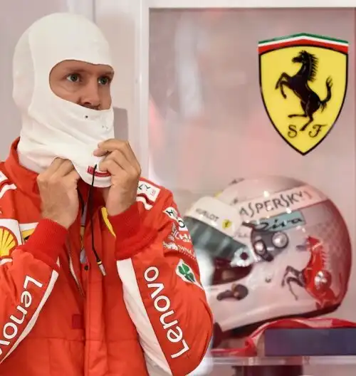 Vettel non sorride: “Contento per la squadra”