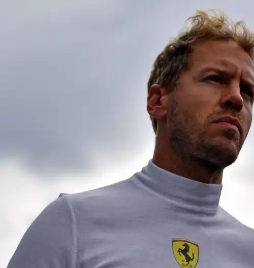 Vettel esplode: “Qualifiche pasticciate”