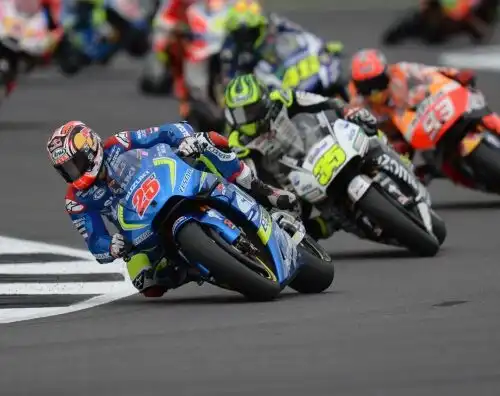 Capolavoro Viñales. Rossi, che duello con Marquez