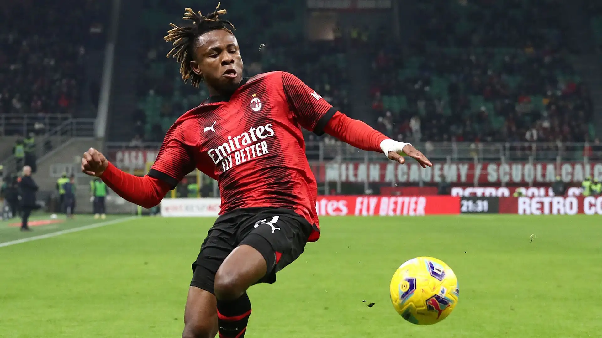 Samuel Chukwueze, nigeriano del Milan
