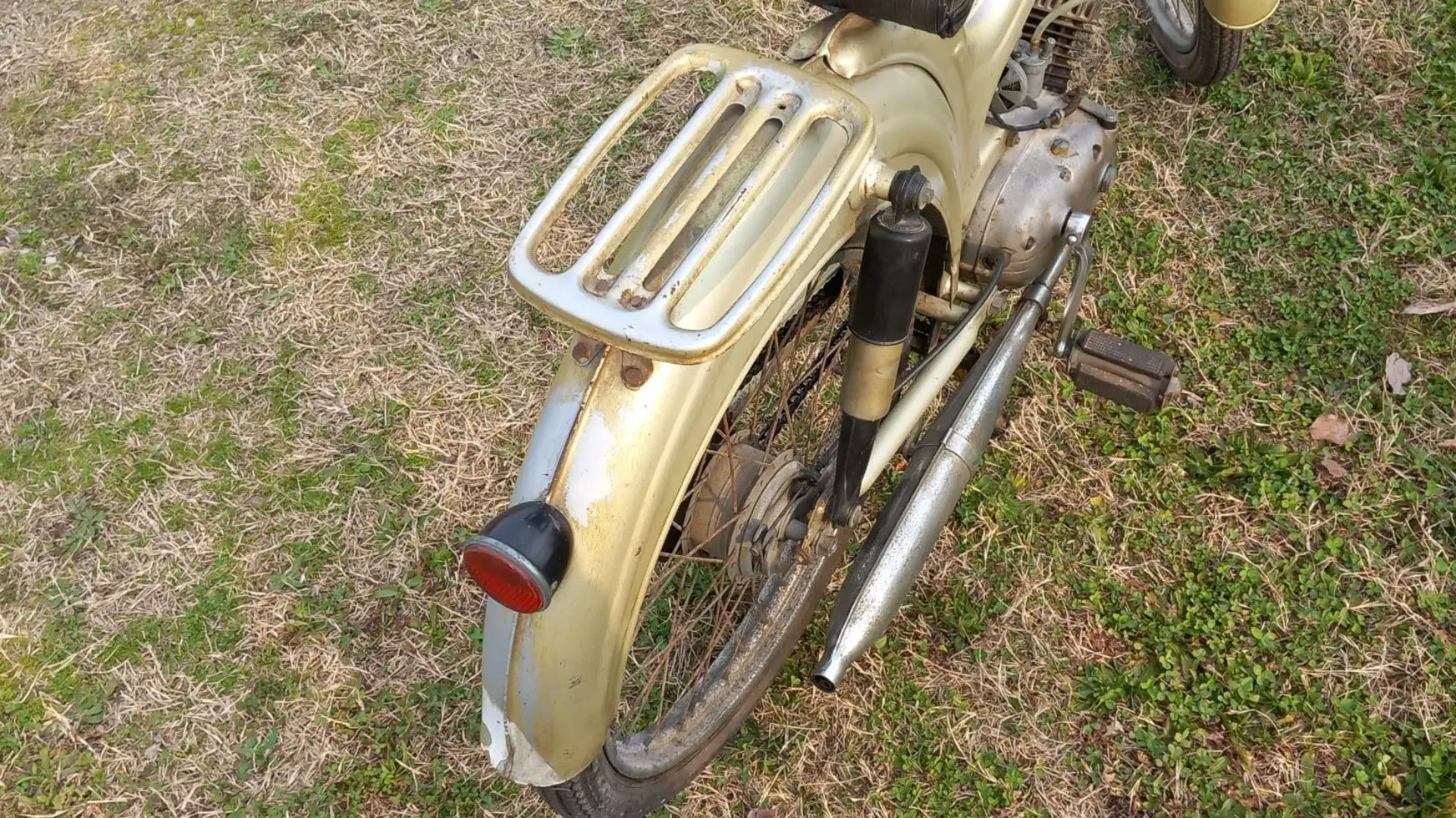 Dopo una pausa la Bianchi ha fatto un nuovo tentativo nel commercio di ciclomotori