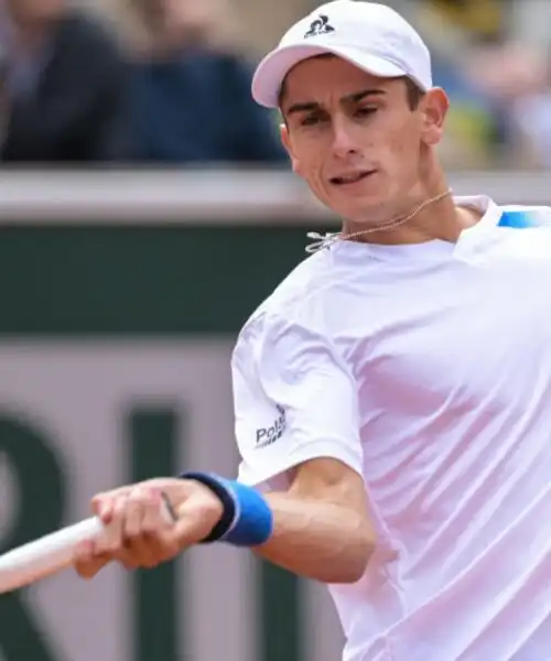 Roland Garros: Matteo Arnaldi supera Arthur Fils e vola al secondo turno
