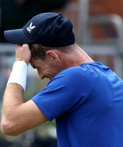 Andy Murray scoppia in lacrime: il suo ultimo Wimbledon è a rischio. Foto