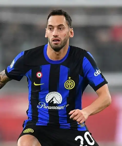 Inter, Calhanoglu a rischio: c’è un top club su di lui