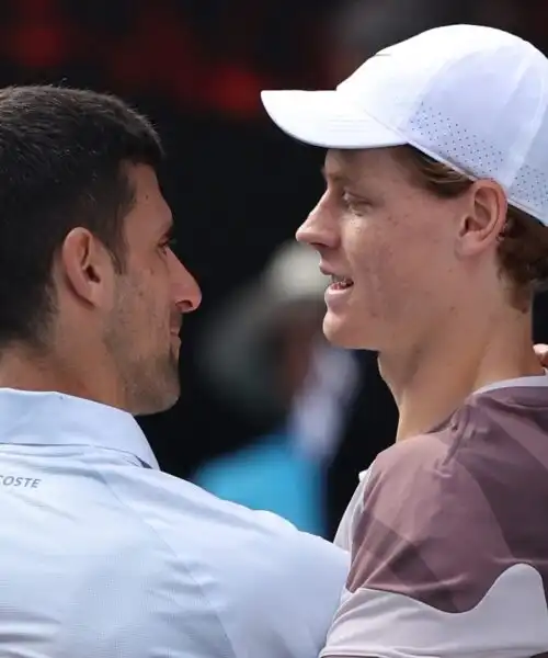 Jannik Sinner, allenamento a Wimbledon con Novak Djokovic