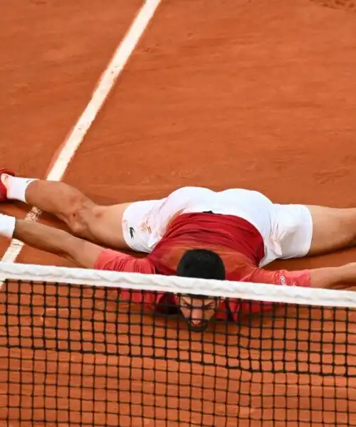 Le incredibili acrobazie di Novak Djokovic: foto