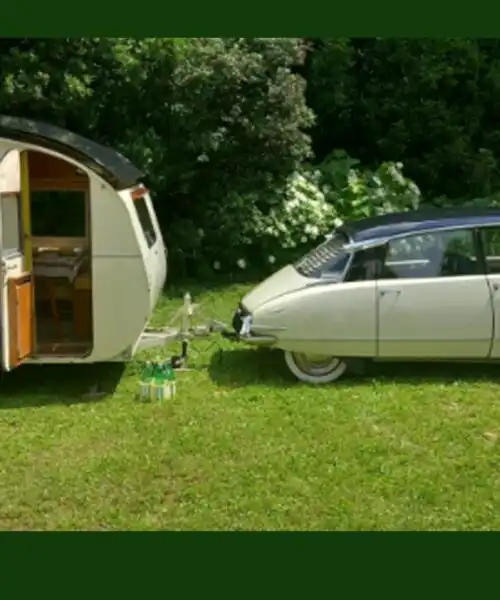 Meraviglia assoluta: le foto dei gioielli del Museo Retro Camping