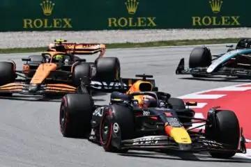 Max Verstappen, tris da re di Spagna. Ferrari giù dal podio