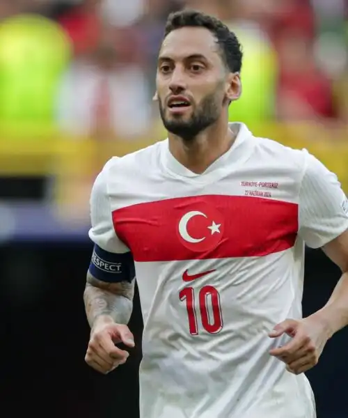 Euro 2024, Hakan Calhanoglu prova a vedere il bicchiere mezzo pieno