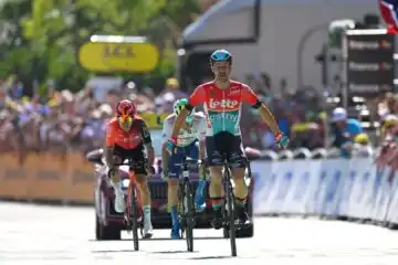 Tour de France, Victor Campenaerts vince a Barcelonnette