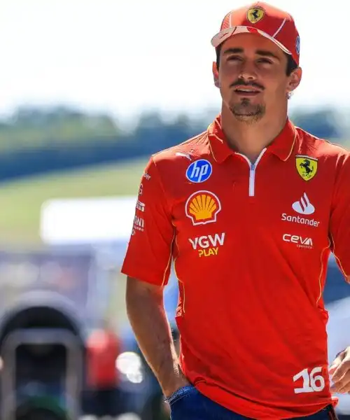 Charles Leclerc promuove la nuova Monza, sulla Ferrari aspetta