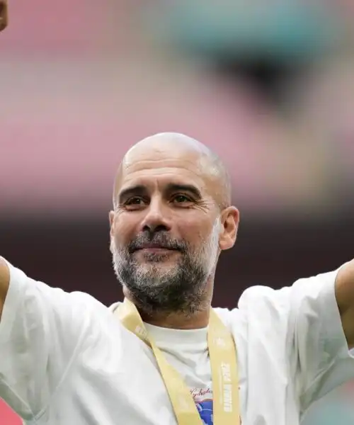 Guardiola spiazza tutti: la punta giapponese ha detto sì. Foto