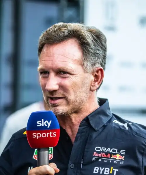 Christian Horner spegne i rumors di mercato su Max Verstappen