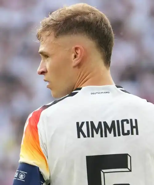 Joshua Kimmich bocciato dall’ex Bayern Monaco: parole dure. Le foto