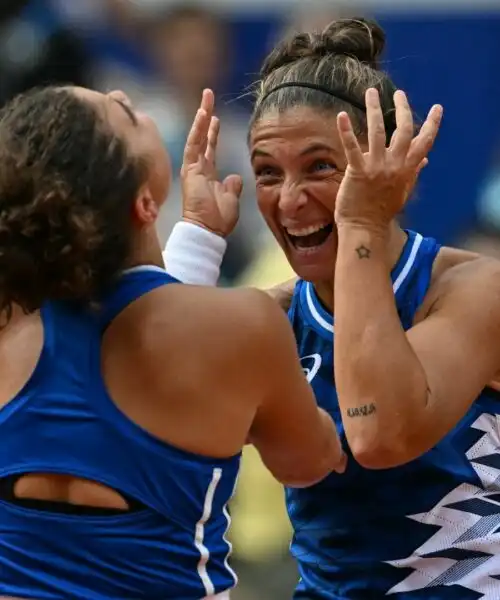 Paolini-Errani incontenibili! Le foto della gioia delle Azzurre