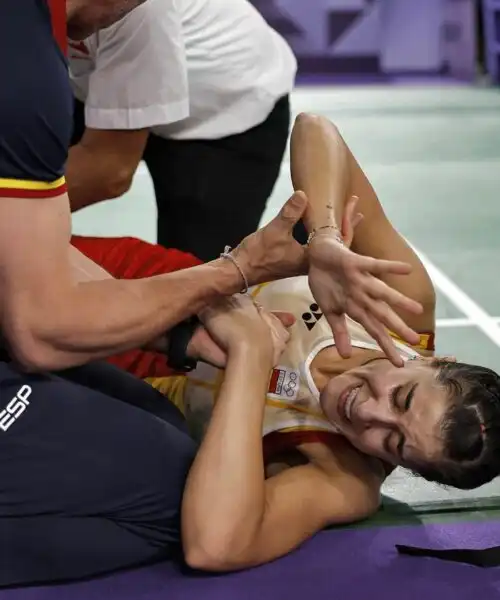 Si fa male e scoppia a piangere disperata: sogno svanito alle Olimpiadi. Foto