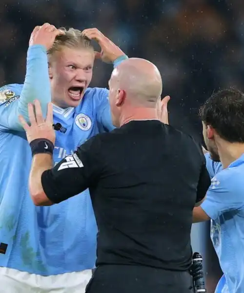 Svolta arbitri: devono rivelare per chi tifano. Giro di vite sul VAR, Foto