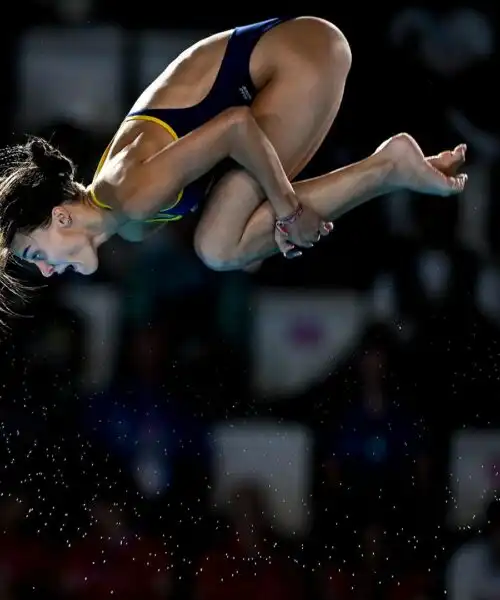 Le foto delle straordinarie tuffatrici di Parigi 2024: le immagini delle loro acrobazie