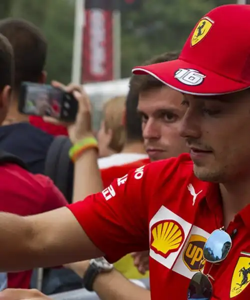 Charles Leclerc svela il nuovo segreto della Ferrari e preannuncia una sorpresa per Monza