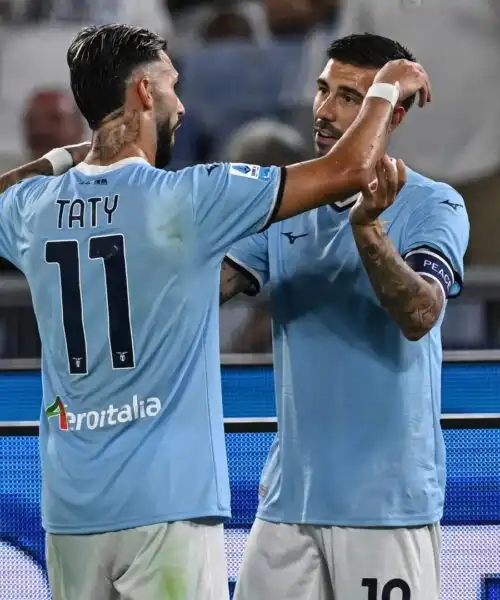 La Lazio trema, poi esulta: 3-1 al Venezia e vetta della classifica