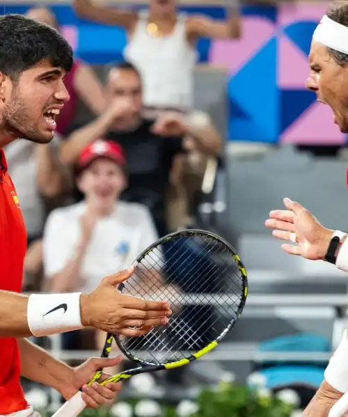 Carlos Alcaraz e Rafael Nadal contro Jannik Sinner