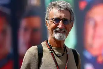 Eddie Jordan si scaglia contro la Red Bull e si mette nei panni di Christian Horner