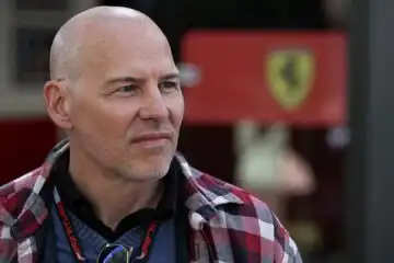 Jacques Villeneuve preoccupato per Max Verstappen