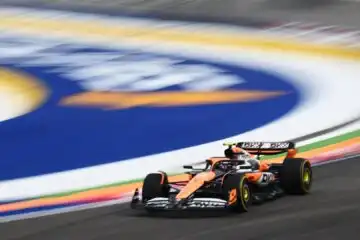 Lando Norris si prende anche le terze libere a Singapore, Ferrari indietro