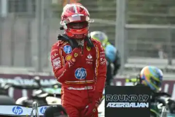 Charles Leclerc, pole position da urlo a Baku