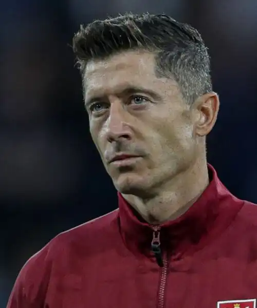 Arriva gratis dalla Francia l’erede di Robert Lewandowski. Le immagini