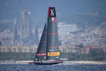 Louis Vuitton Cup, Luna Rossa ancora imbattuta