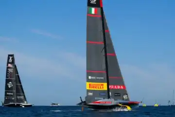 Luna Rossa supera di forza American Magic e vola in finale di Louis Vuitton Cup