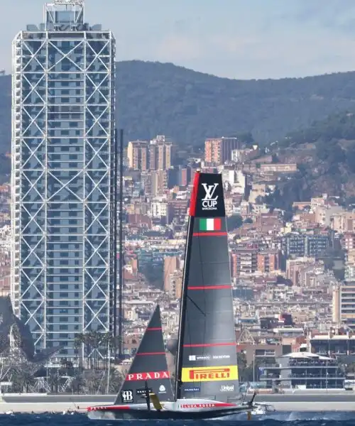 Finale Louis Vuitton Cup, un successo a testa per Luna Rossa e Ineos Britannia