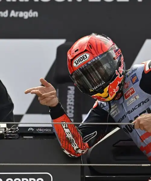 Marc Marquez difende Alex e manda una frecciata a Pecco Bagnaia