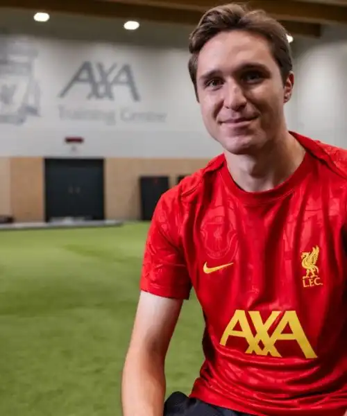 Liverpool, altra tribuna per il neo acquisto Federico Chiesa