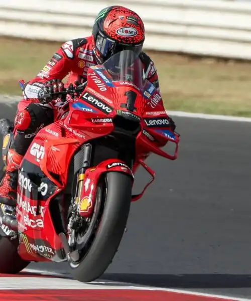 MotoGP, Misano: Pecco Bagnaia vola nelle pre-qualifiche, inseguono Marc Marquez e Jorge Martin