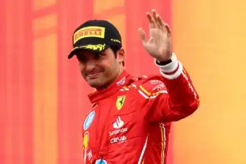 Ferrari, Carlos Sainz partecipa alla festa: “Grande strategia”