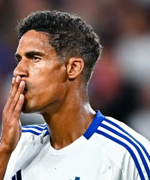 Raphael Varane ha detto stop, ma resta in Italia: il francese è pronto per una nuova avventura