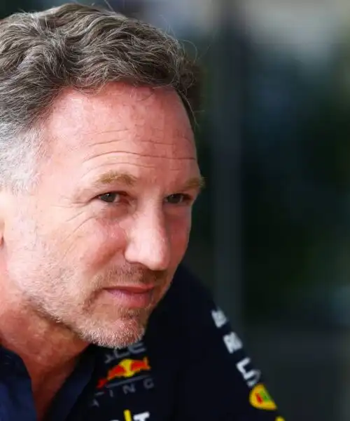 Christian Horner accende la sfida fra Lawson e Tsunoda e avverte Sergio Perez