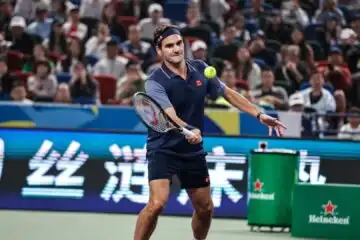 Roger Federer torna in campo e incorona Jannik Sinner